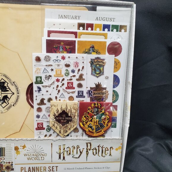 Paper House Productions Harry Potter Hogwarts Letter 12 Month Undated Planner - Picture 3 of 6